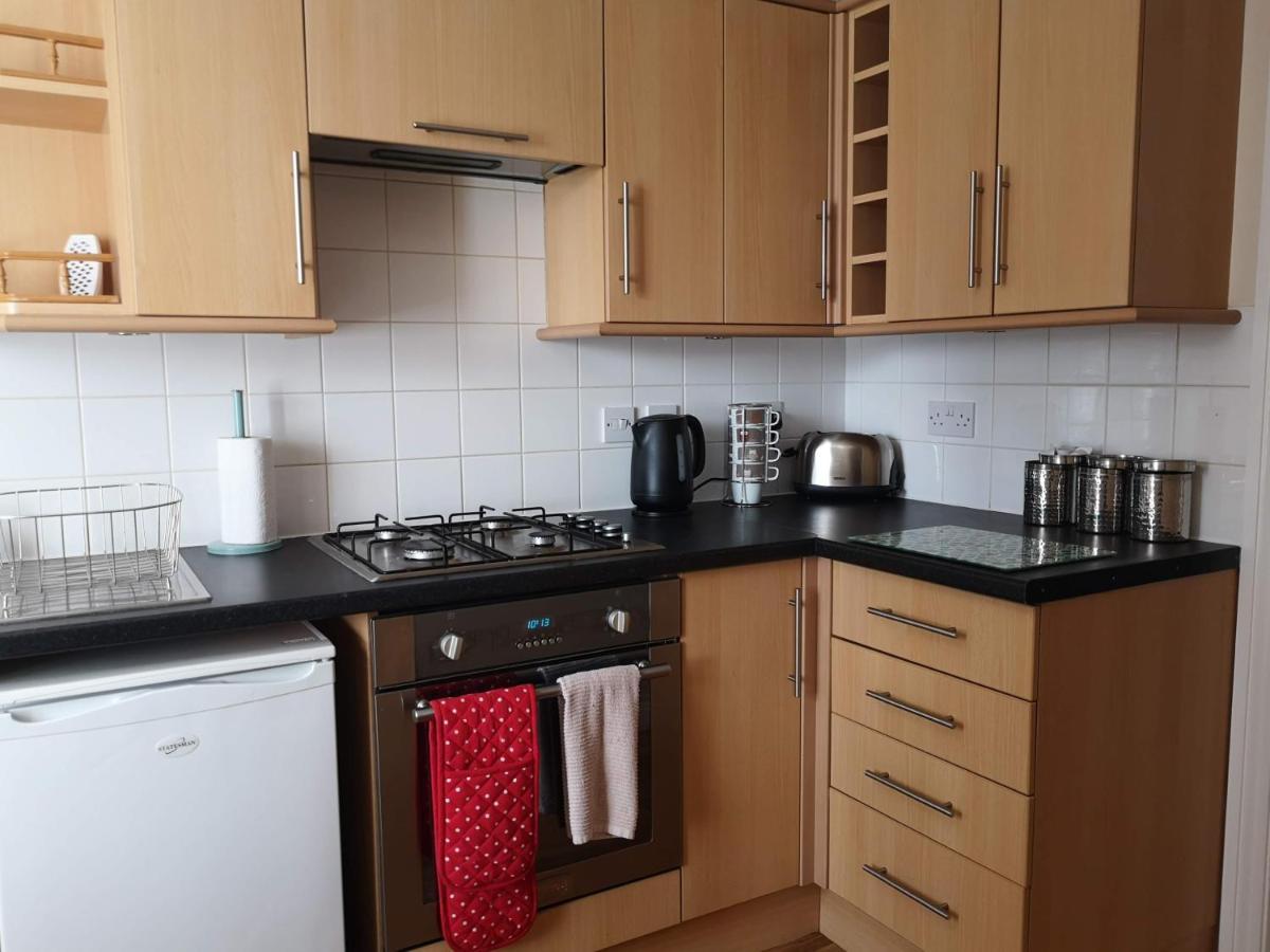 Coastal Escape Deal - 2 Bedroom House -Short Lets & Serviced Accommodation Exterior photo