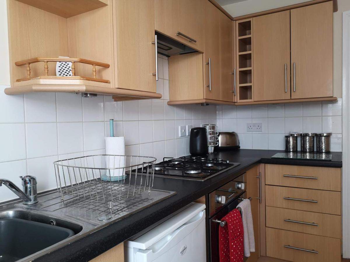Coastal Escape Deal - 2 Bedroom House -Short Lets & Serviced Accommodation Exterior photo