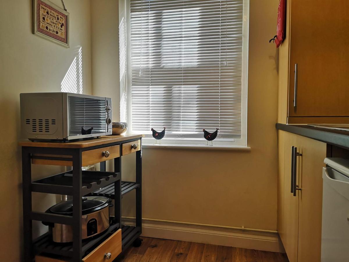 Coastal Escape Deal - 2 Bedroom House -Short Lets & Serviced Accommodation Exterior photo